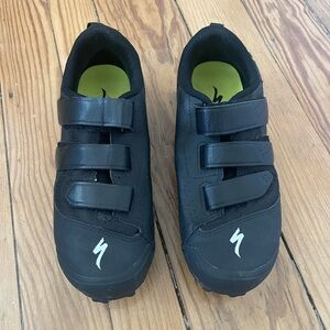 Specialized Women’s Recon 1.0 - SIZE 6.5